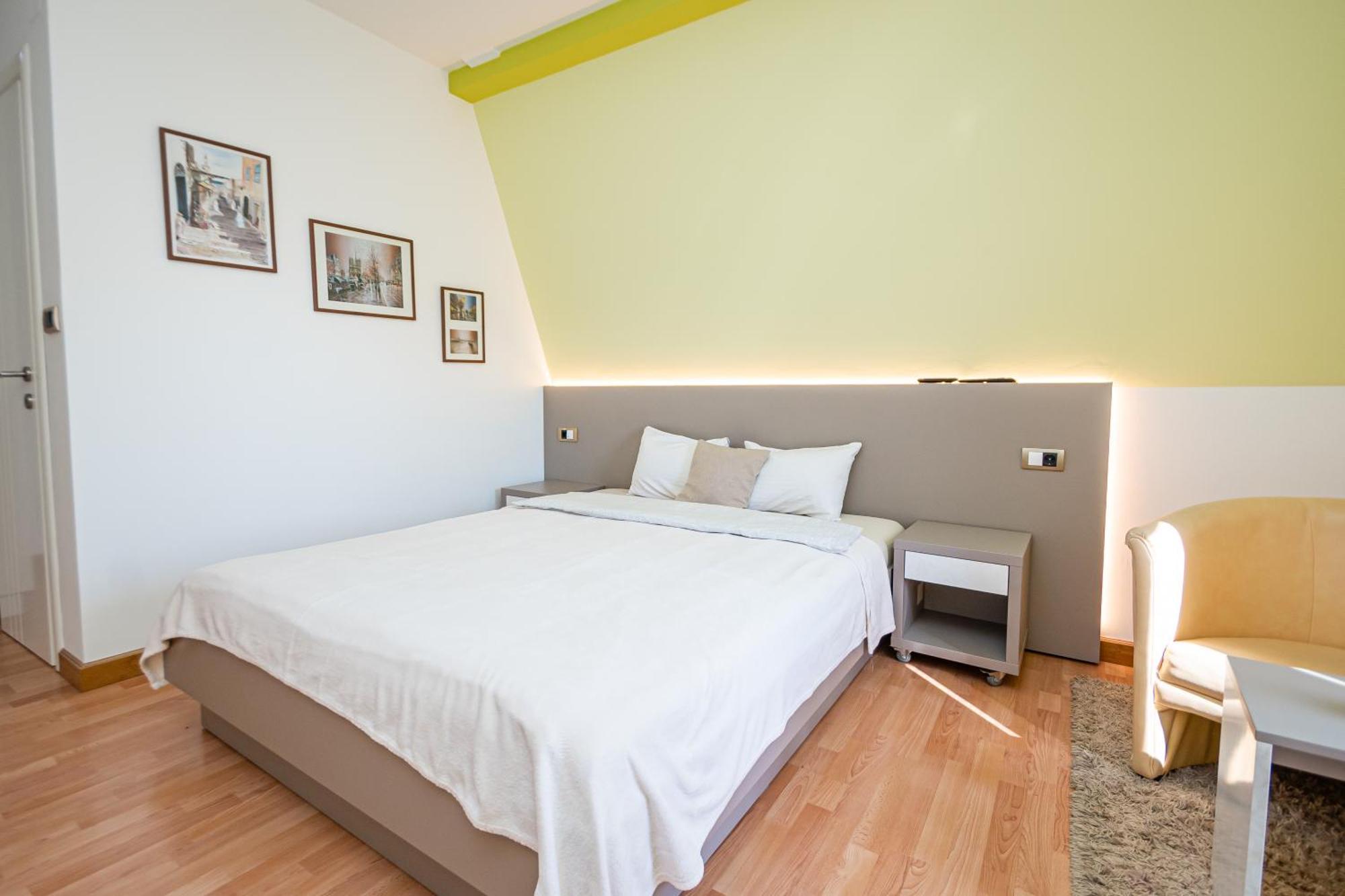 Kalanj Apartmani I Sobe Belgrado Buitenkant foto