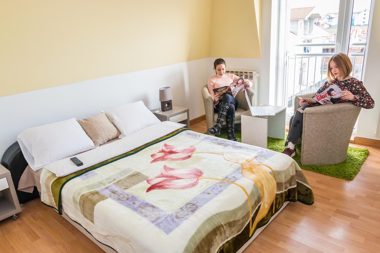 Kalanj Apartmani I Sobe Belgrado Buitenkant foto